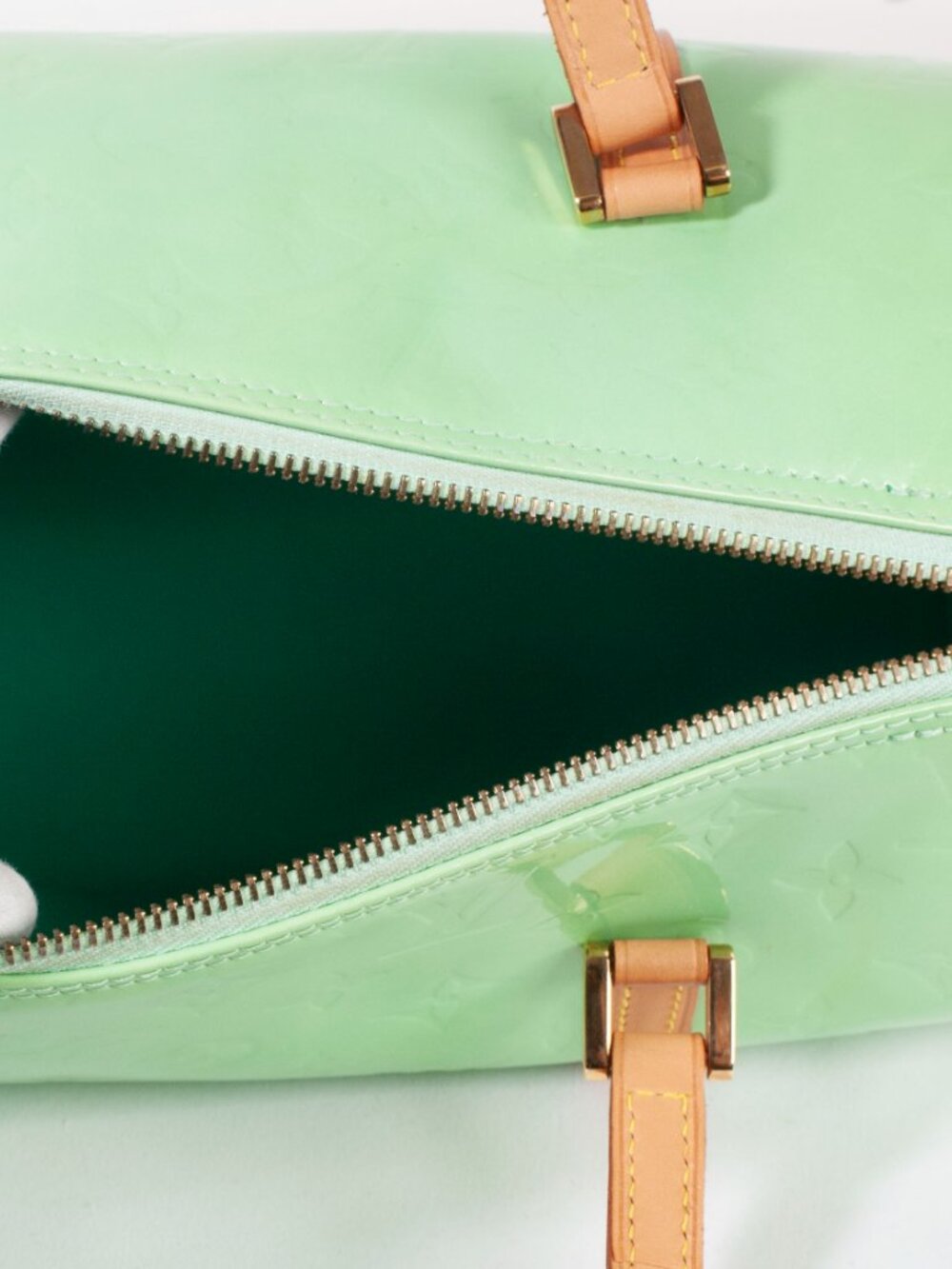 Authentic LOUIS VUITTON Monogram Green Bedford Vernis Papillon 30 Handbag - Picture 6 of 13